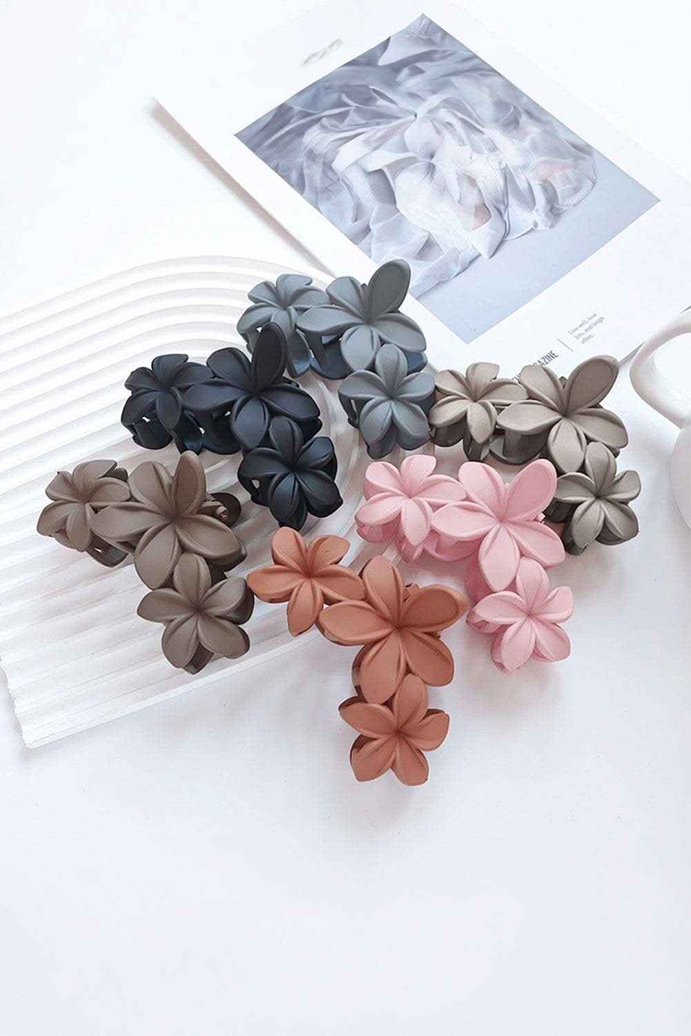 Parchment 3D Flower Plastic Resin Hair Claw (Slight Color Variations)