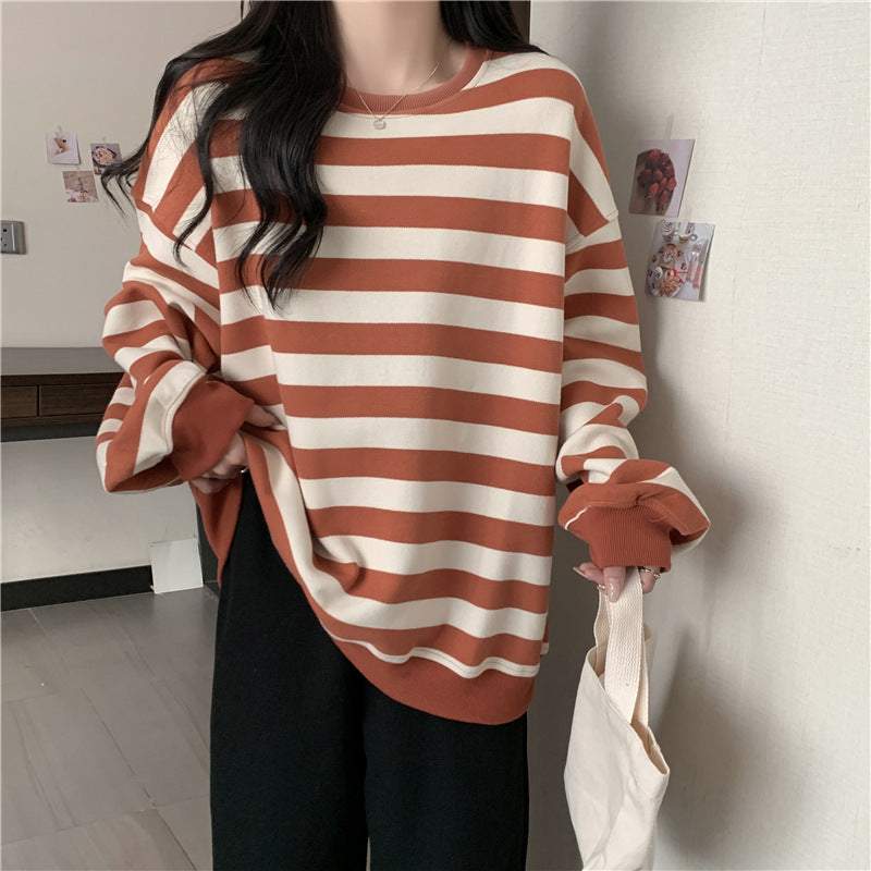 Retro Printed Crew Neck Sweatshirt Women - Rose & Ruffles