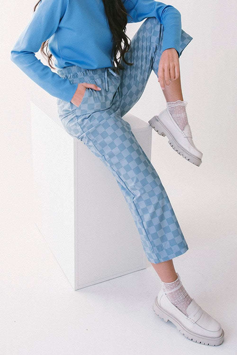 700977eaf3af88de - Rose & Ruffles