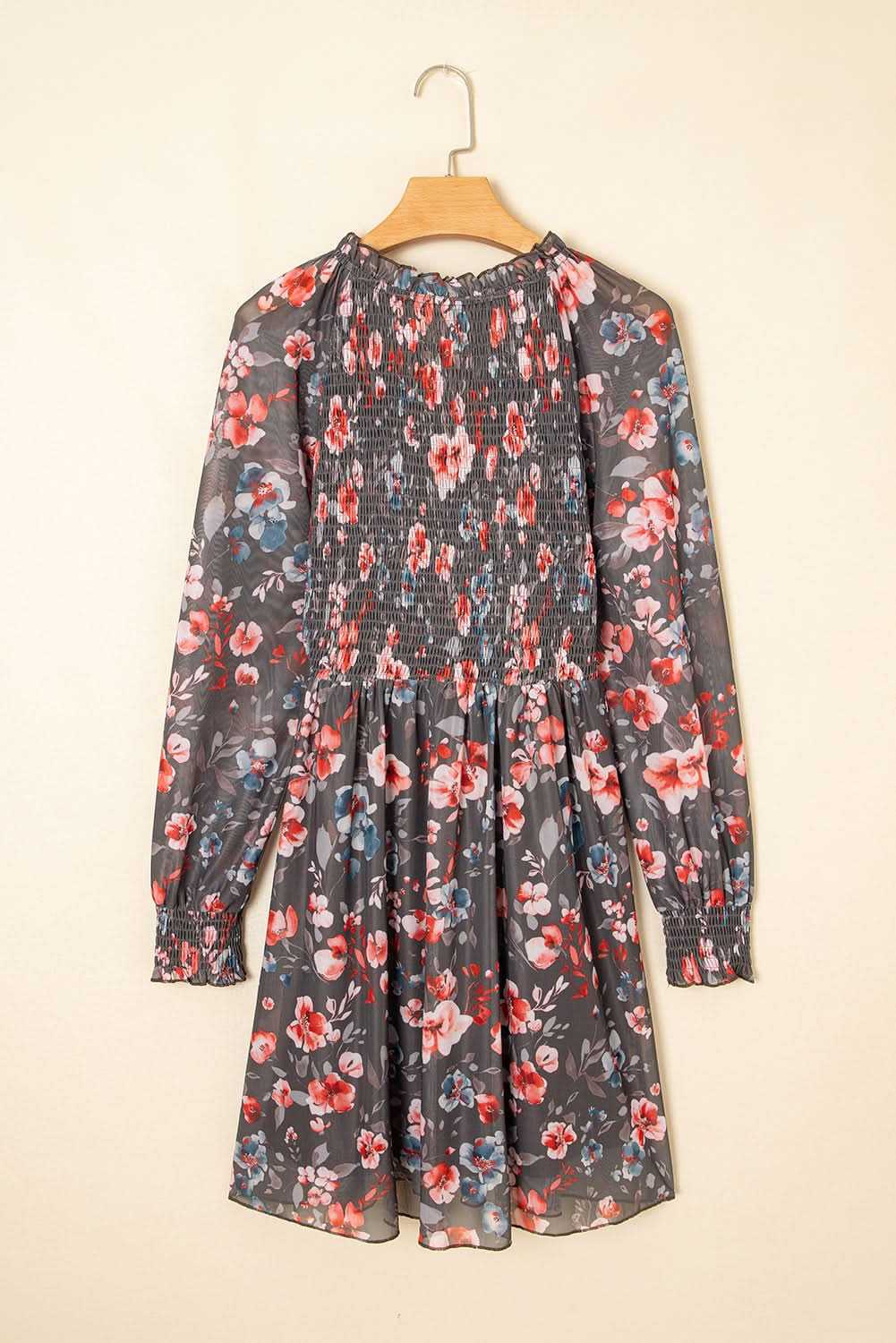 7994665ef9d1d5d8 - Rose & Ruffles