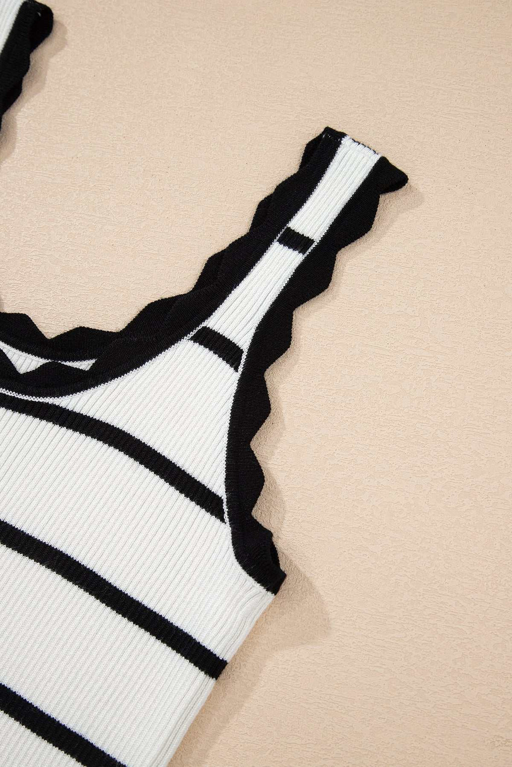 8a7f1e5fc117a3ec - Rose & Ruffles