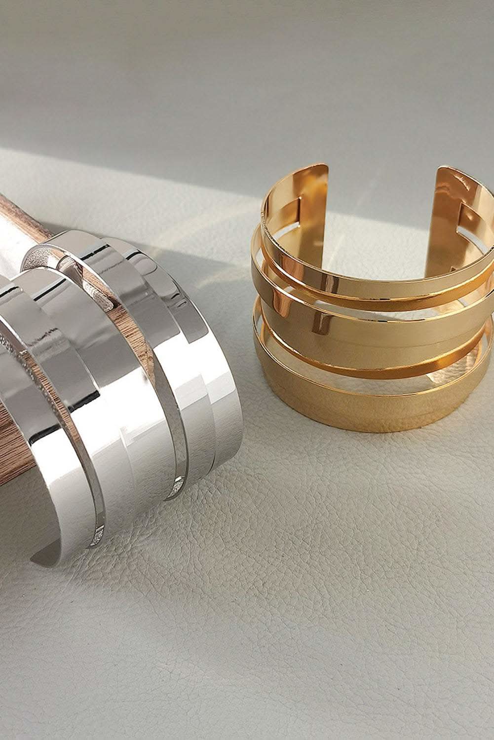 d477b537fde78246 - Rose & Ruffles