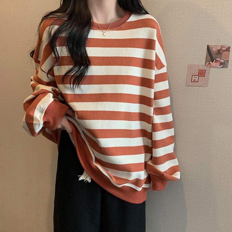 Retro Printed Crew Neck Sweatshirt Women - Rose & Ruffles