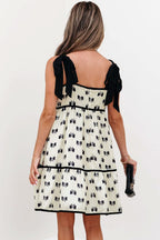 fca14be18929367a - Rose & Ruffles